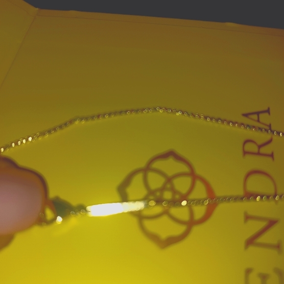 Kendra Scott gold necklace in iridescent drusy - Picture 3 of 3